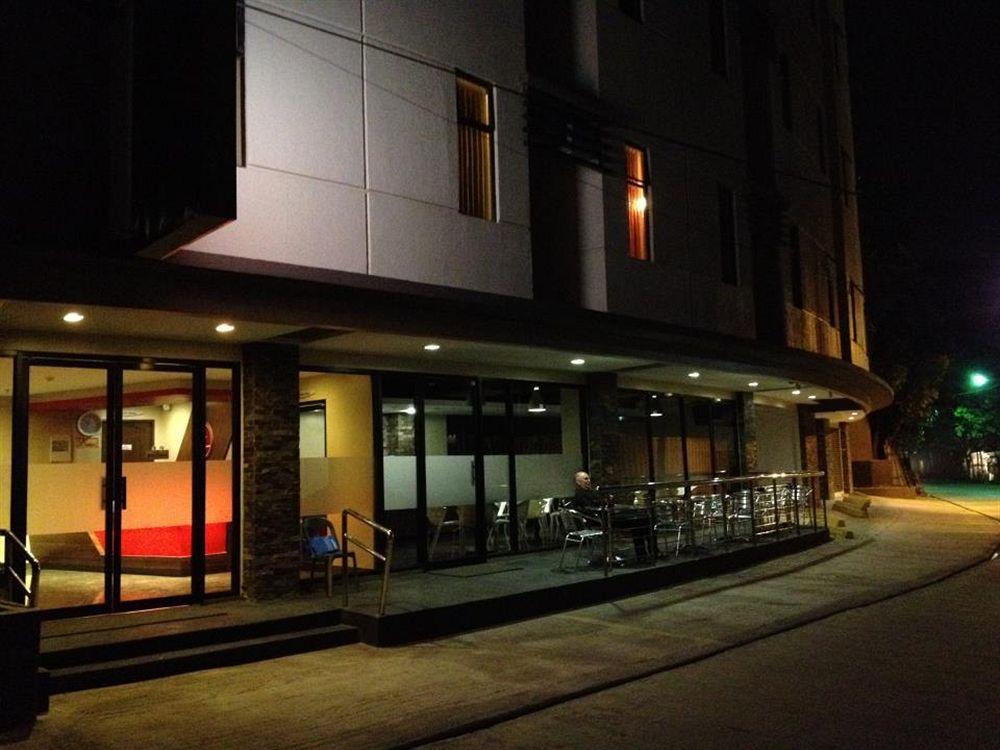 Express Inn Mactan Lapu-Lapu City Eksteriør bilde