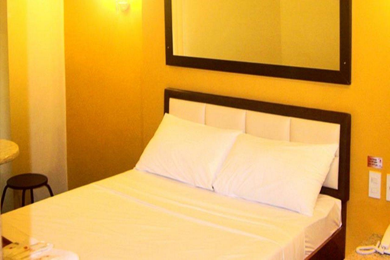 Express Inn Mactan Lapu-Lapu City Eksteriør bilde